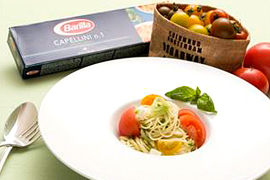 フルーツトマトの冷製パスタ