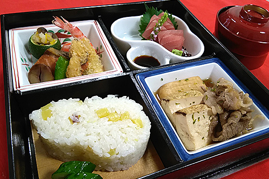 松花堂弁当