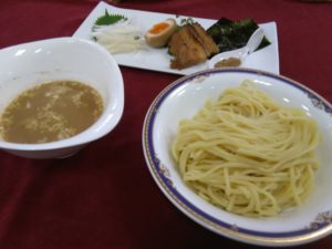 いよいよ夏目前・・・熱いオーキャン！つけ麺の様子